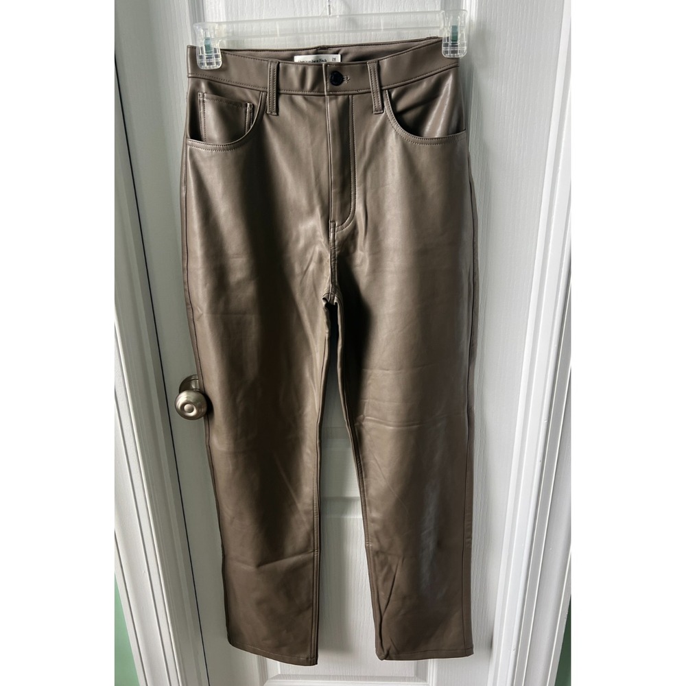 Abercrombie & Fitch The 90's Straight Ultra High Rise Faux Leather Taupe 28 / 6